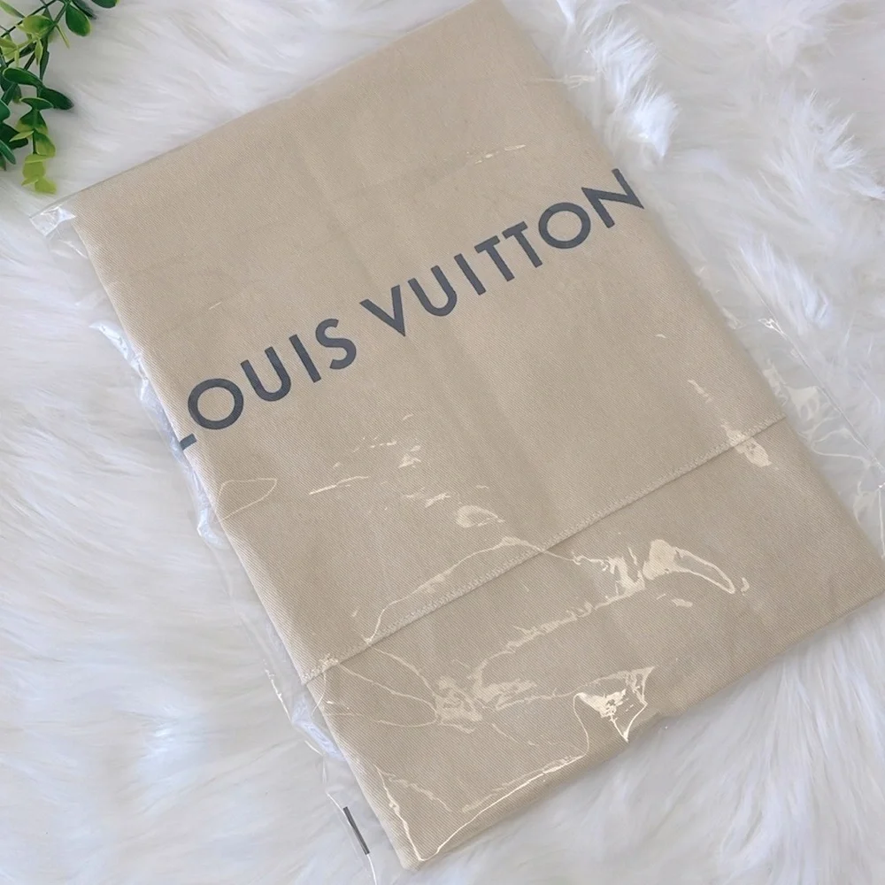 Louis Vuitton‎ Fold Over Dust Bag